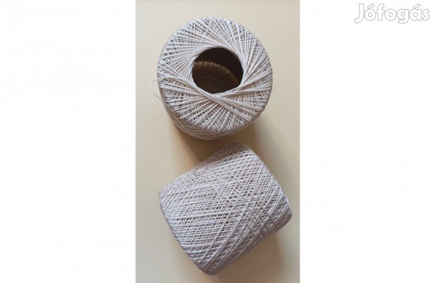 Ekrü színű vékony horgoló fonal