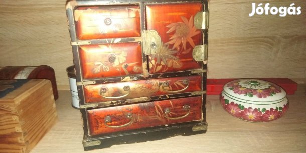 Ékszer szekrény Kinai vagy Japán