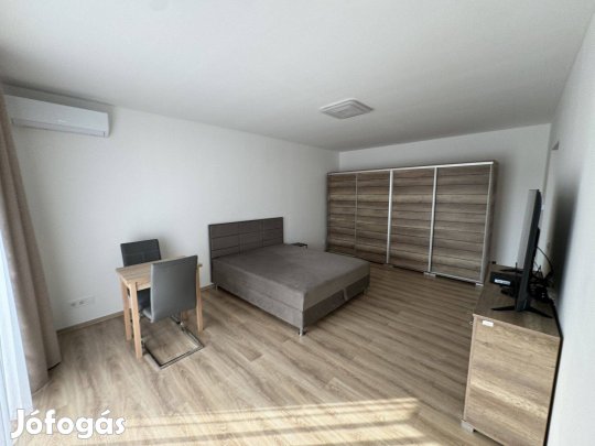 Ékszerdoboz Nyíregyháza belvárosában