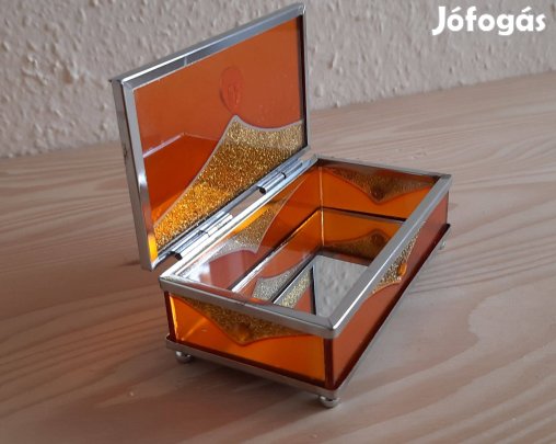 Ékszertartó doboz tükrös