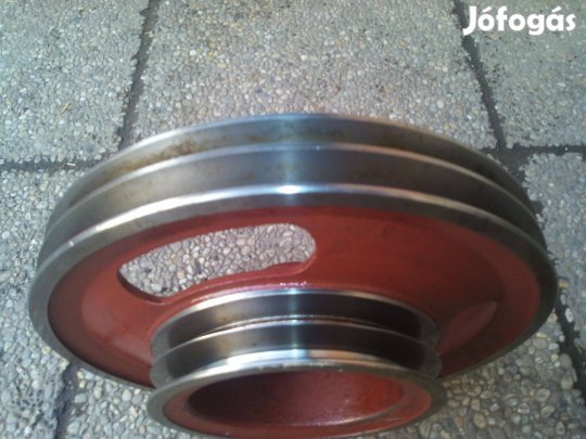 Ékszíjtárcsa szerszámacélból eladó!