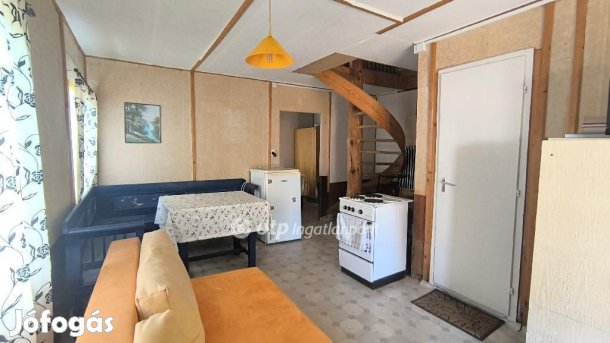 Elad 49 nm-es hz Csongrd