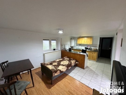 Eladásra Kínálok Csanytelek egy kivett tanyát!