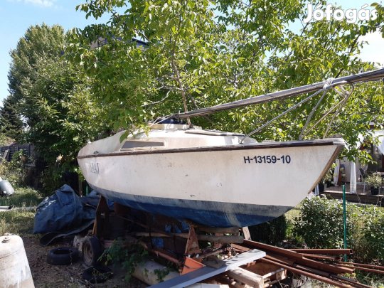 Eladó4személyesbalaton18Túravitorlás