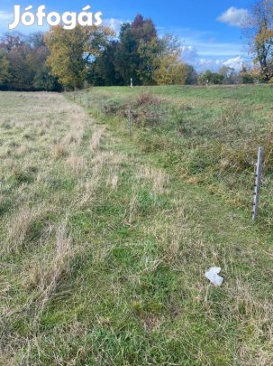 Eladó 1005 nm-es telek Ipolyszög