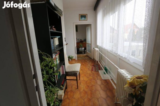 Eladó 100 nm-es ház Budapest 16. ker. #5122708