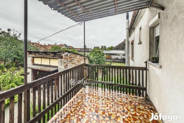 Eladó 100 nm-es ház Jánossomorja