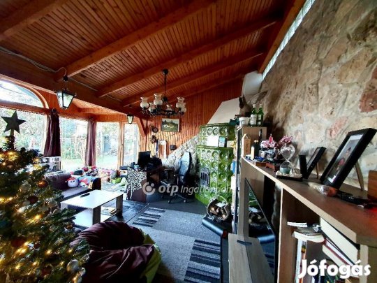 Eladó 100 nm-es ház Pannonhalma