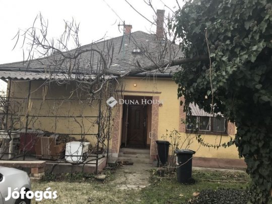 Eladó 100 nm-es ház Sárbogárd