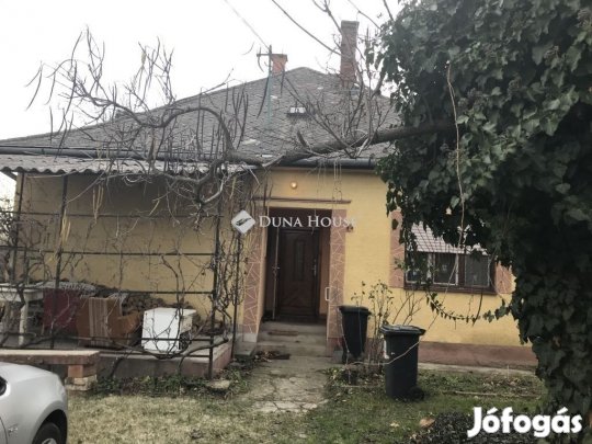 Eladó 100 nm-es ház Sárbogárd