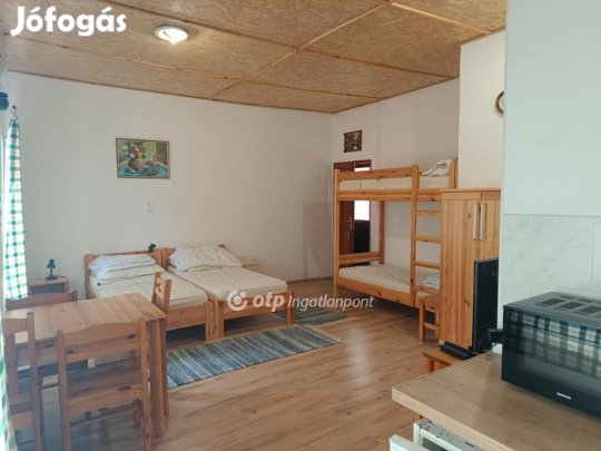 Eladó 100 nm-es ház Sarud