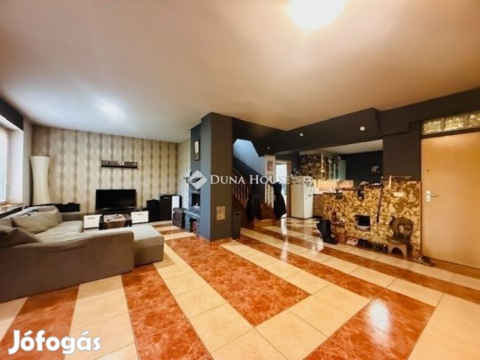 Eladó 100 nm-es ház Vecsés