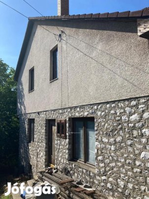 Eladó 100 nm-es ház - Miskolc, Komlóstető