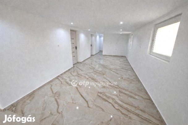 Eladó 101 nm-es ház Csongrád