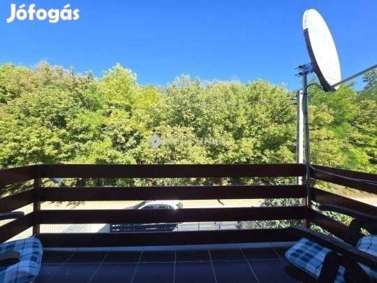 Eladó 101 nm-es ház Pécel