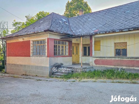 Eladó 103 nm-es ház Sárkeresztes