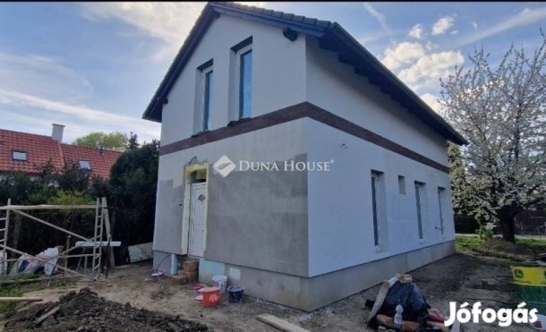 Eladó 103 nm-es ház Szeged