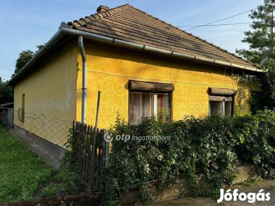 Eladó 105 nm-es ház Poroszló
