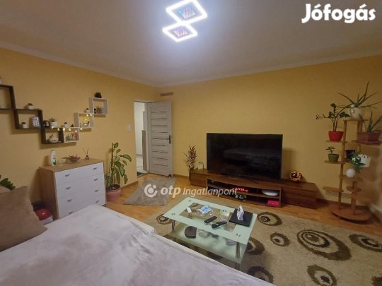 Eladó 107 nm-es ház Dunaharaszti