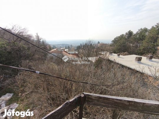 Eladó 107 nm-es ház Pécs