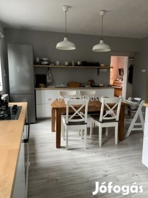 Eladó 109 nm-es ház Szigetszentmiklós