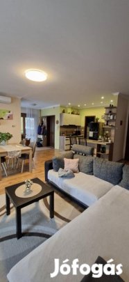 Eladó 110 nm-es Felújított Családi ház Debrecen