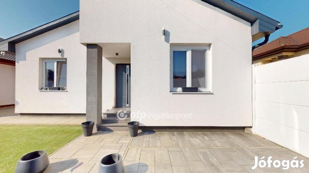 Eladó 110 nm-es ház Miskolc