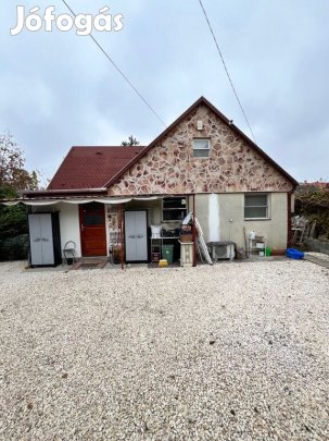Eladó 110 nm-es ház Szada