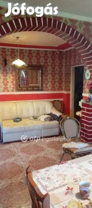 Eladó 110 nm-es ház Zalaegerszeg