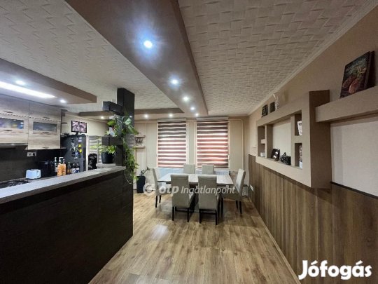 Eladó 112 nm-es ház Berettyóújfalu