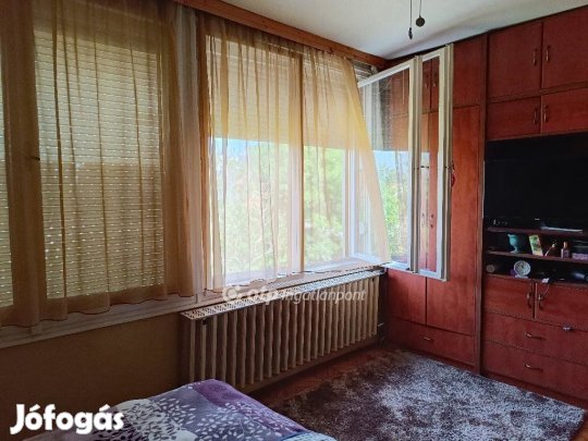 Eladó 112 nm-es ház Gyula