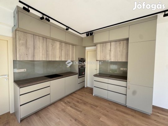 Eladó 112 nm-es ház Veszprém