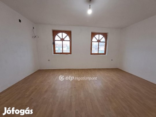 Eladó 113 nm-es ház Kisújszállás