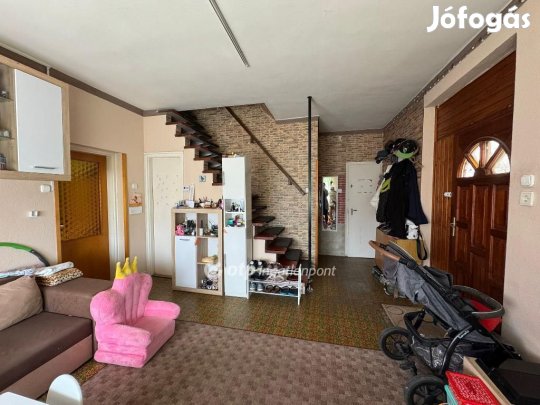 Eladó 113 nm-es ház Szigetújfalu