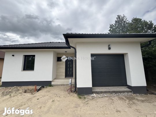 Eladó 116 nm-es ház Kecskemét