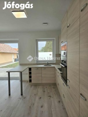 Eladó 116 nm-es ház Szekszárd