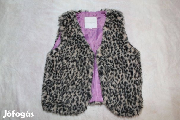 Eladó 116-os mellény