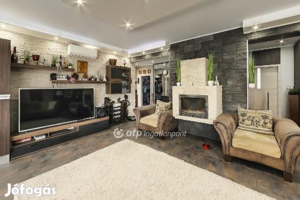 Eladó 117 nm-es Újszerű állapotú Családi ház Érd Parkváros