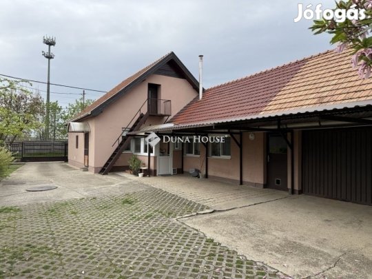 Eladó 117 nm-es ház Maglód