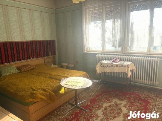 Eladó 117 nm-es ház Rábaszentandrás