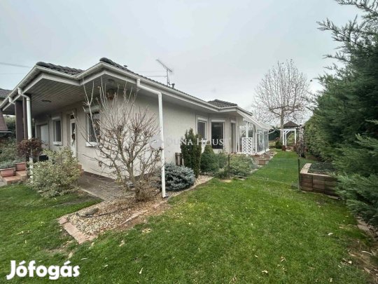 Eladó 118 nm-es ház Vecsés
