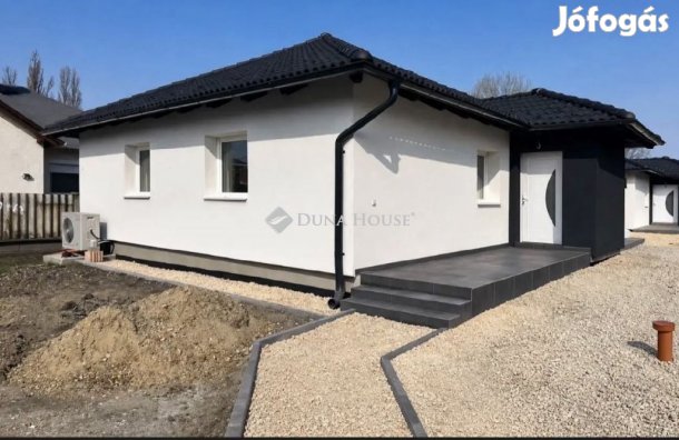 Eladó 119 nm-es ház Bicske