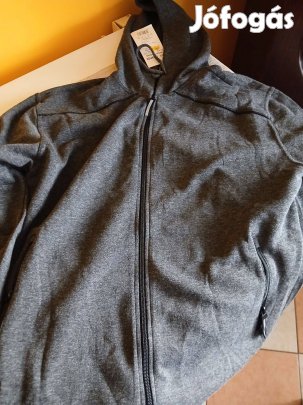 Eladó 11. Férfi Szabadidő Garnitura Nadrág + Felső Új Termék Szürke