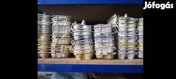 Eladó 120 db tojástartó