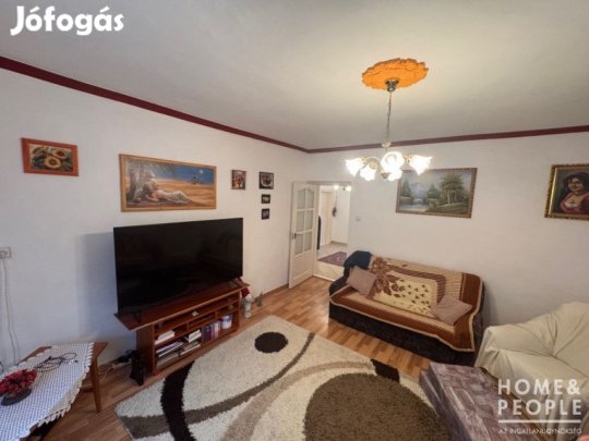 Eladó 120 nm-es Családi ház Sándorfalva