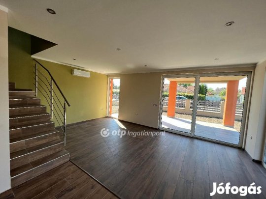 Eladó 120 nm-es ház Eger