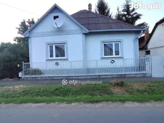 Eladó 120 nm-es ház Endrefalva
