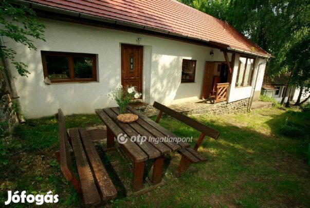 Eladó 120 nm-es ház Mátraszentimre