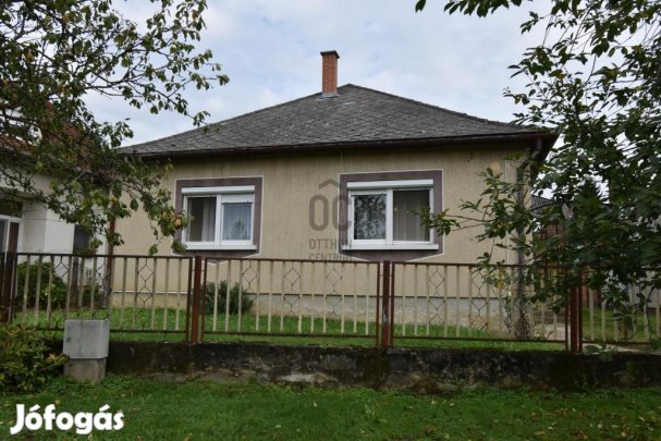 Eladó 121 nm-es ház Páka