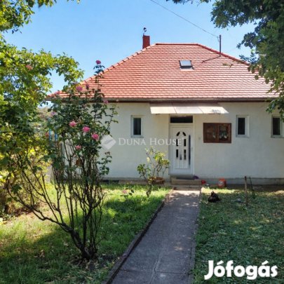 Eladó 122 nm-es ház Pécs